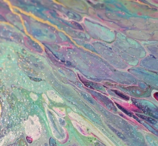 Iridescent varnish 4