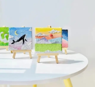 10 x10 cm canvas with stand image 2