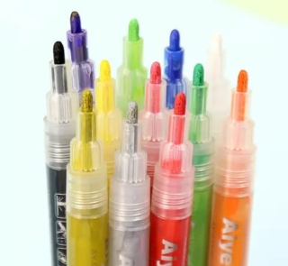 acrylic markers 9