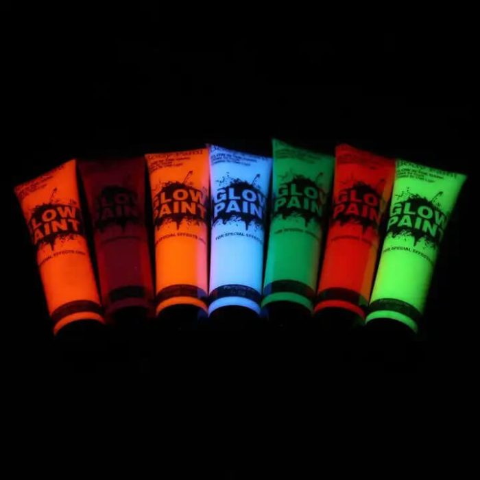 glow in the dark paint 6