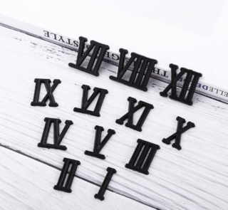 clock numbers Roman Black image 2