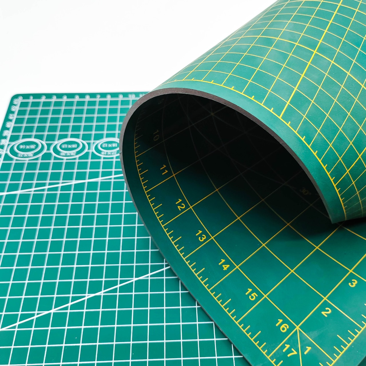 Numbered cutting mat 3 Numbered Cutting Mat A3 - Image 2