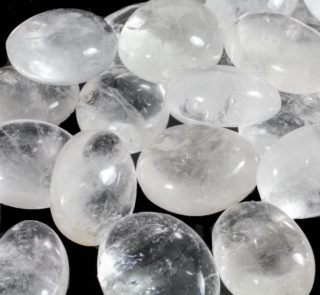 XC2408026 8 Clear Pebbles